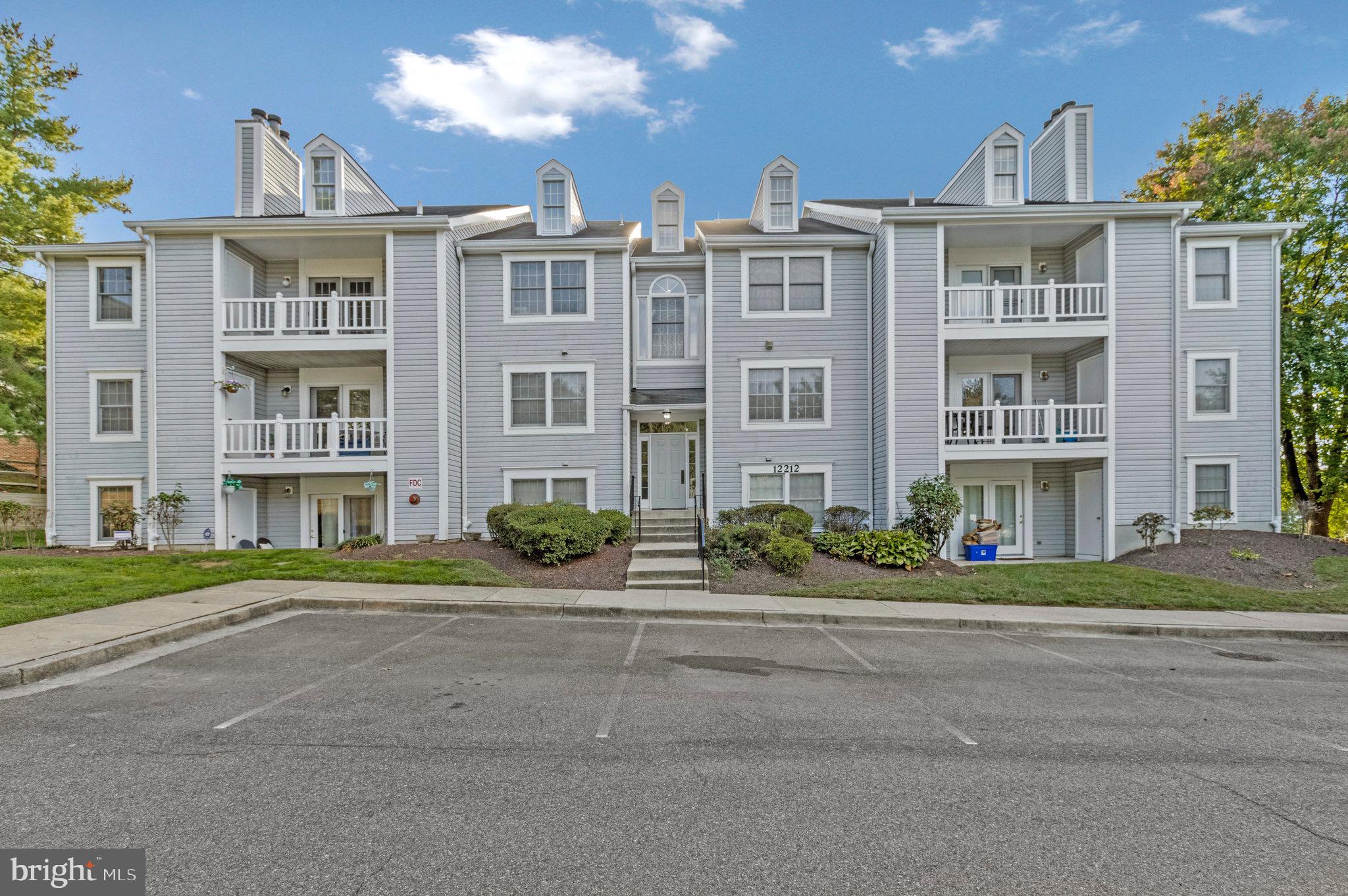 WATERS EDGE AT NORTH LAKE - Residential Lease