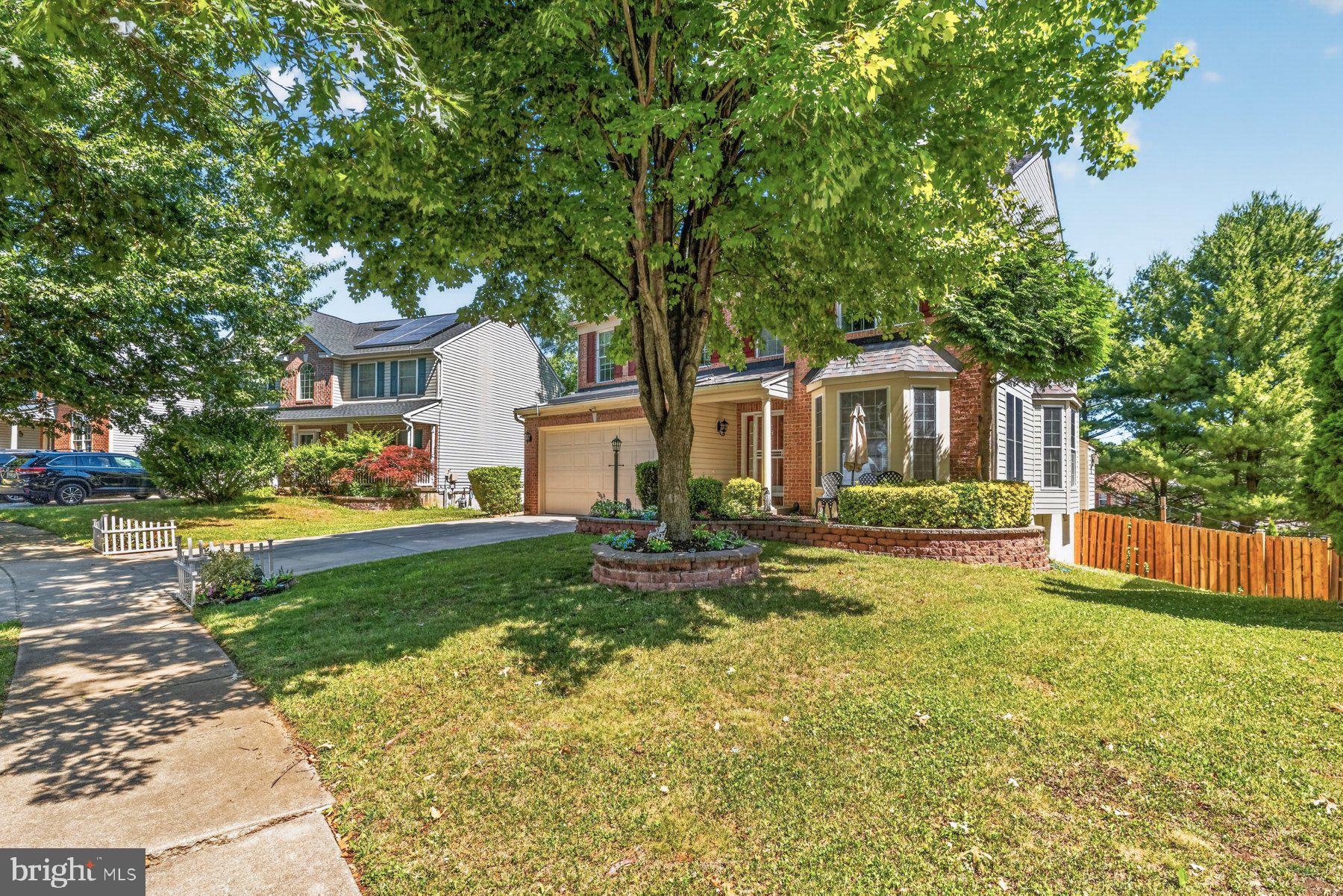 3710 GREEN OAK COURT