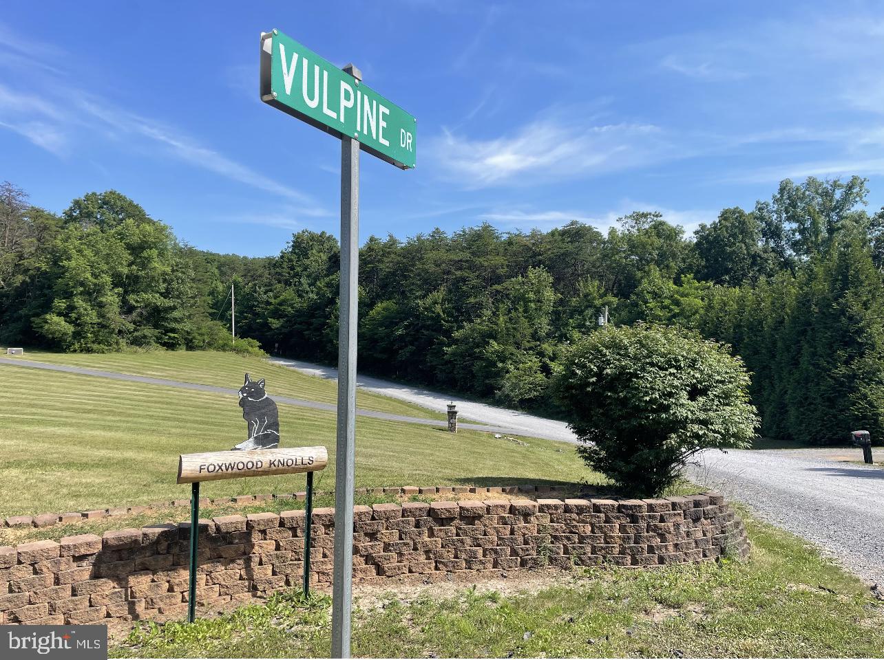 VULPINE DRIVE