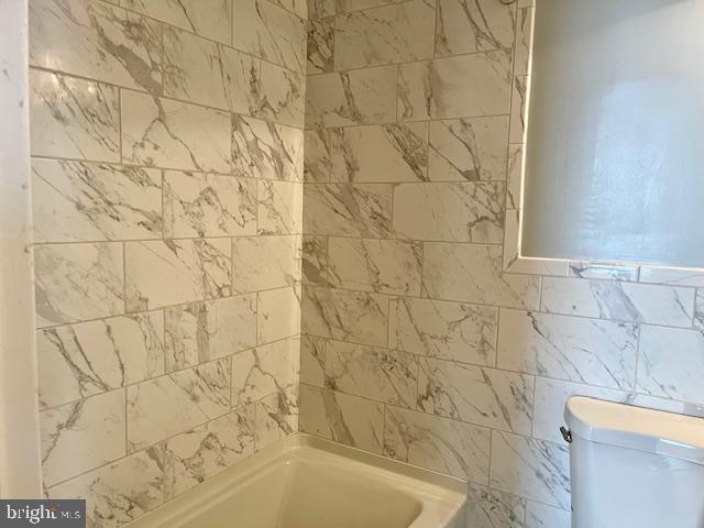 LAKE WALKER - Residential Lease