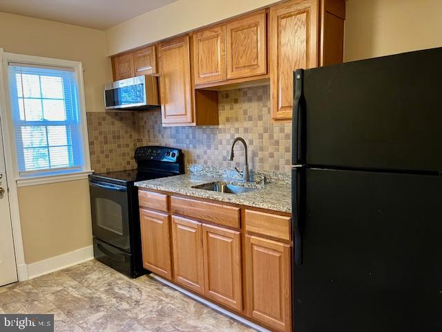 LAKE WALKER - Residential Lease