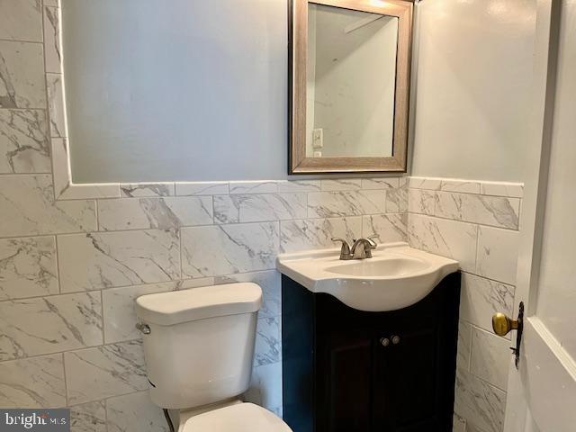 LAKE WALKER - Residential Lease