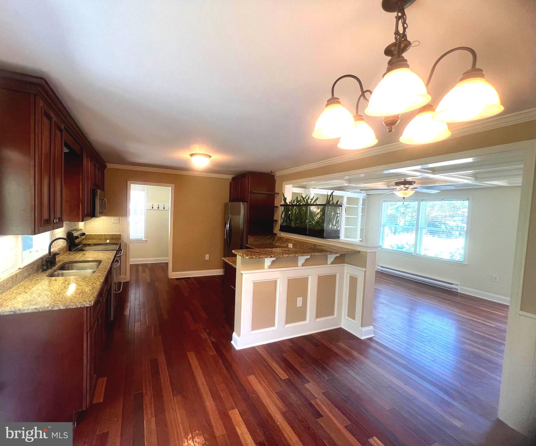HUNTINGTON CROSSING - Residential