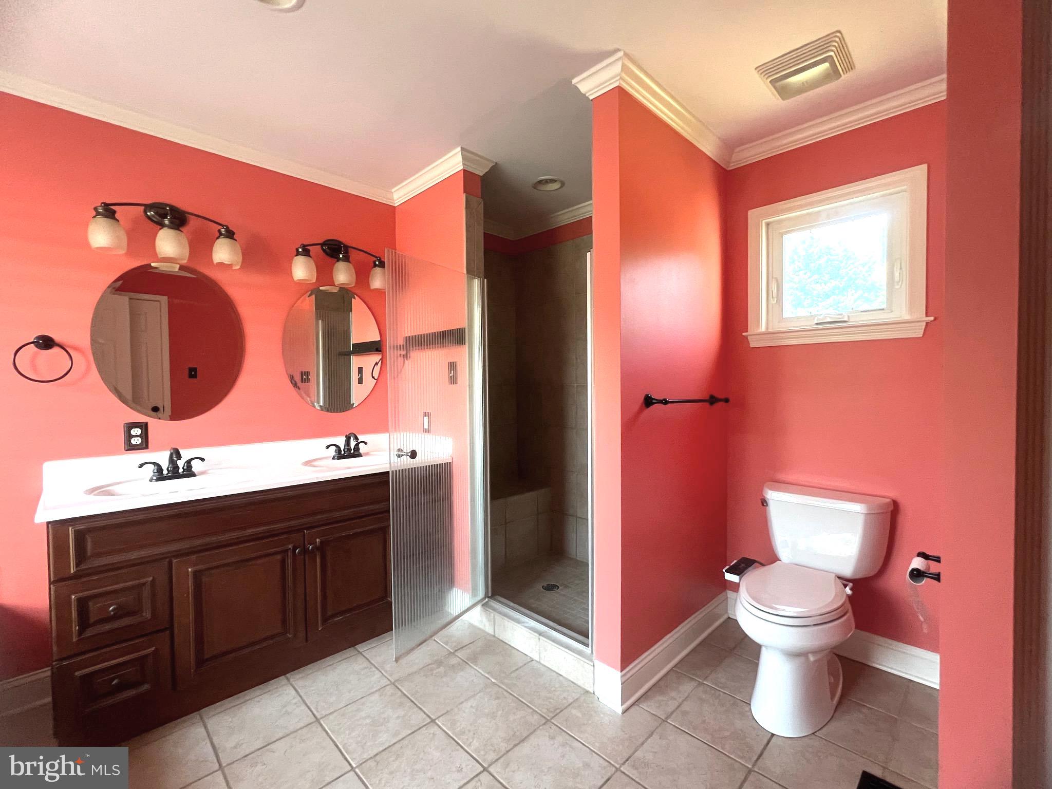 HUNTINGTON CROSSING - Residential
