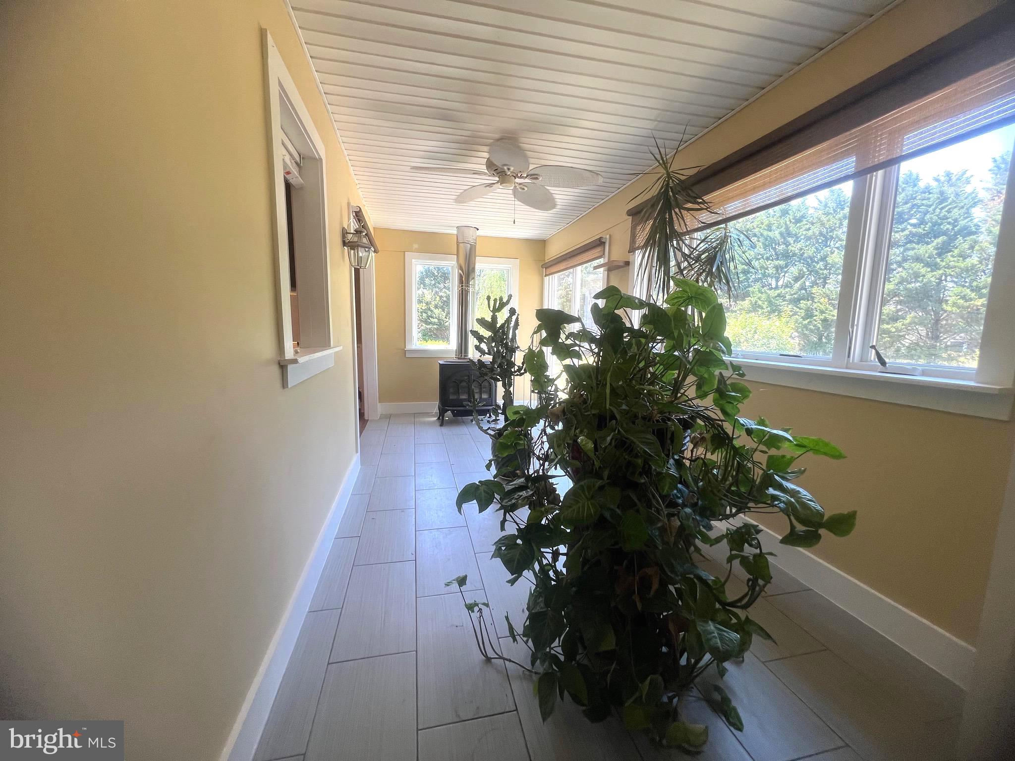HUNTINGTON CROSSING - Residential