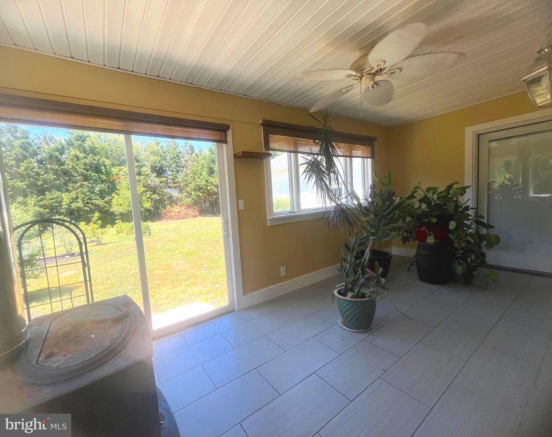 HUNTINGTON CROSSING - Residential