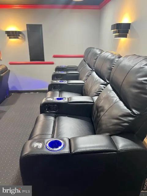 RIVERTON - Residential