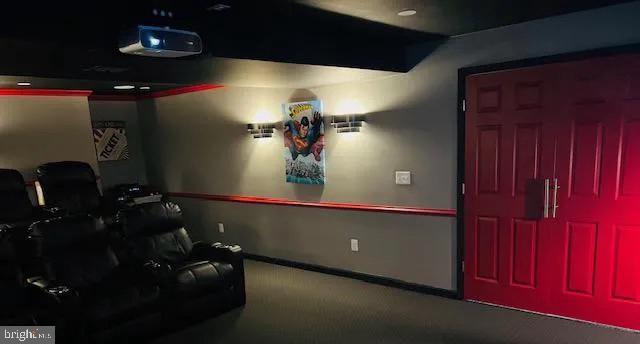 RIVERTON - Residential