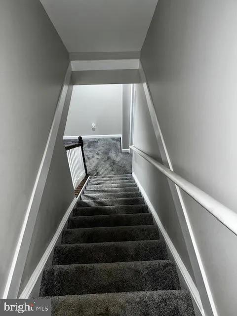 RIVERTON - Residential