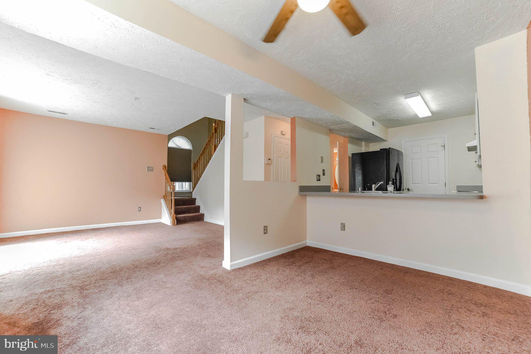 HICKORY HILLS - Residential