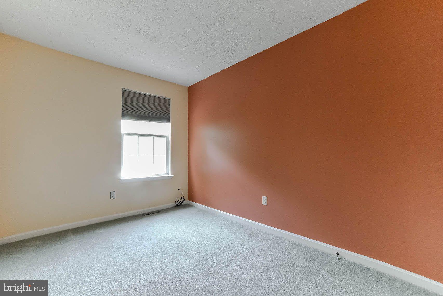 HICKORY HILLS - Residential