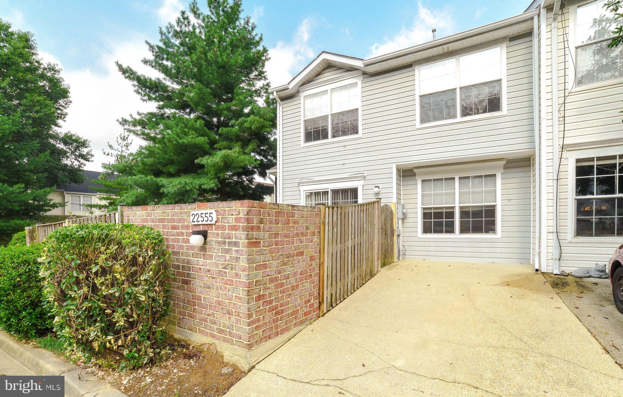 HICKORY HILLS - Residential