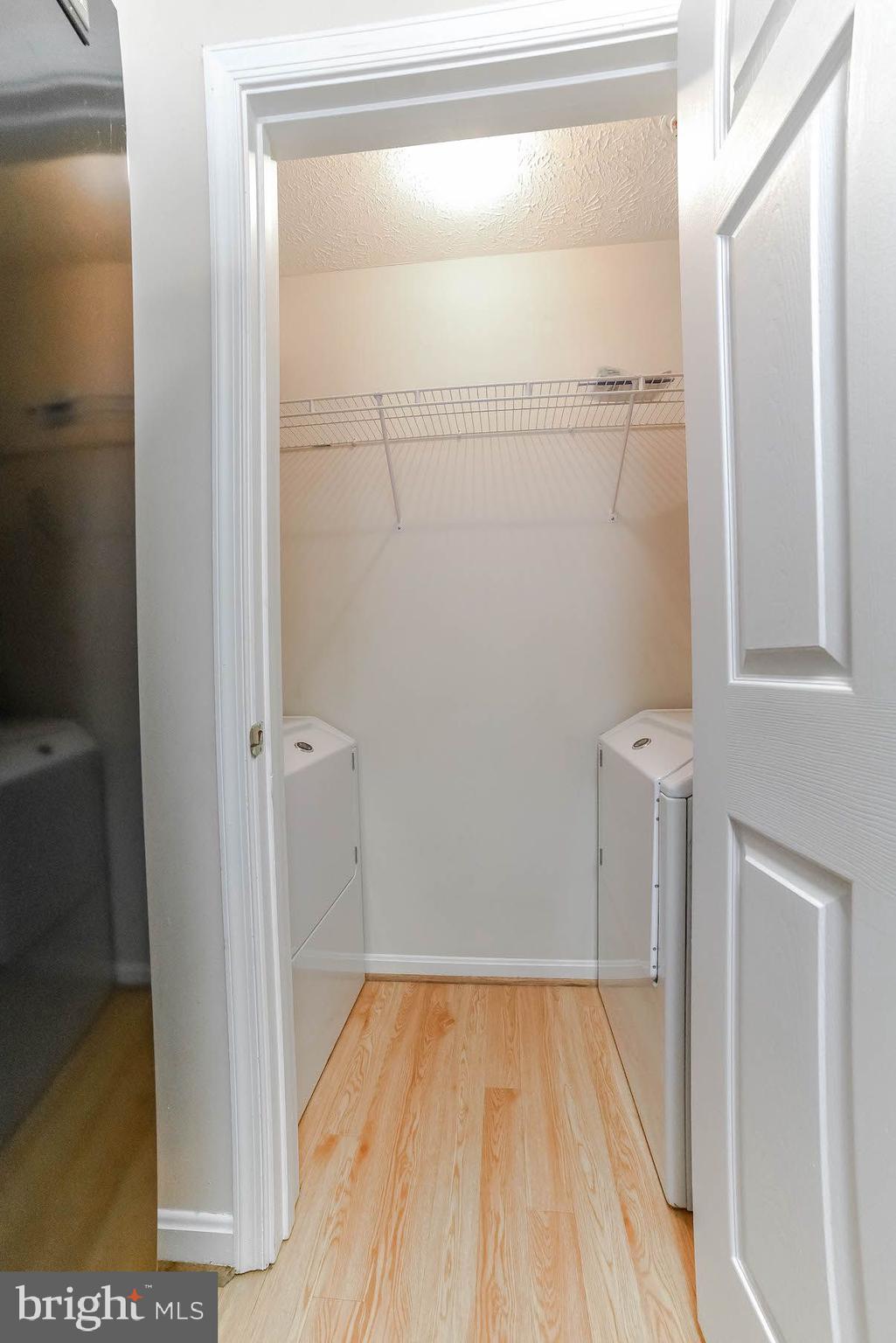 HICKORY HILLS - Residential