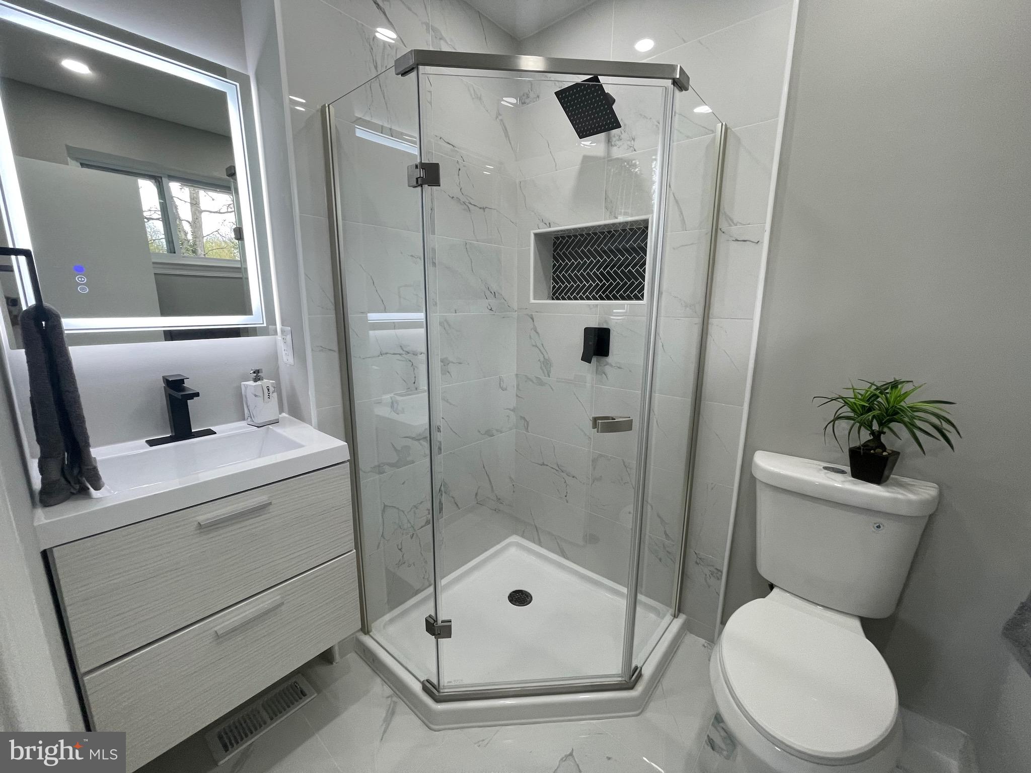 KINGS PARK - Residential