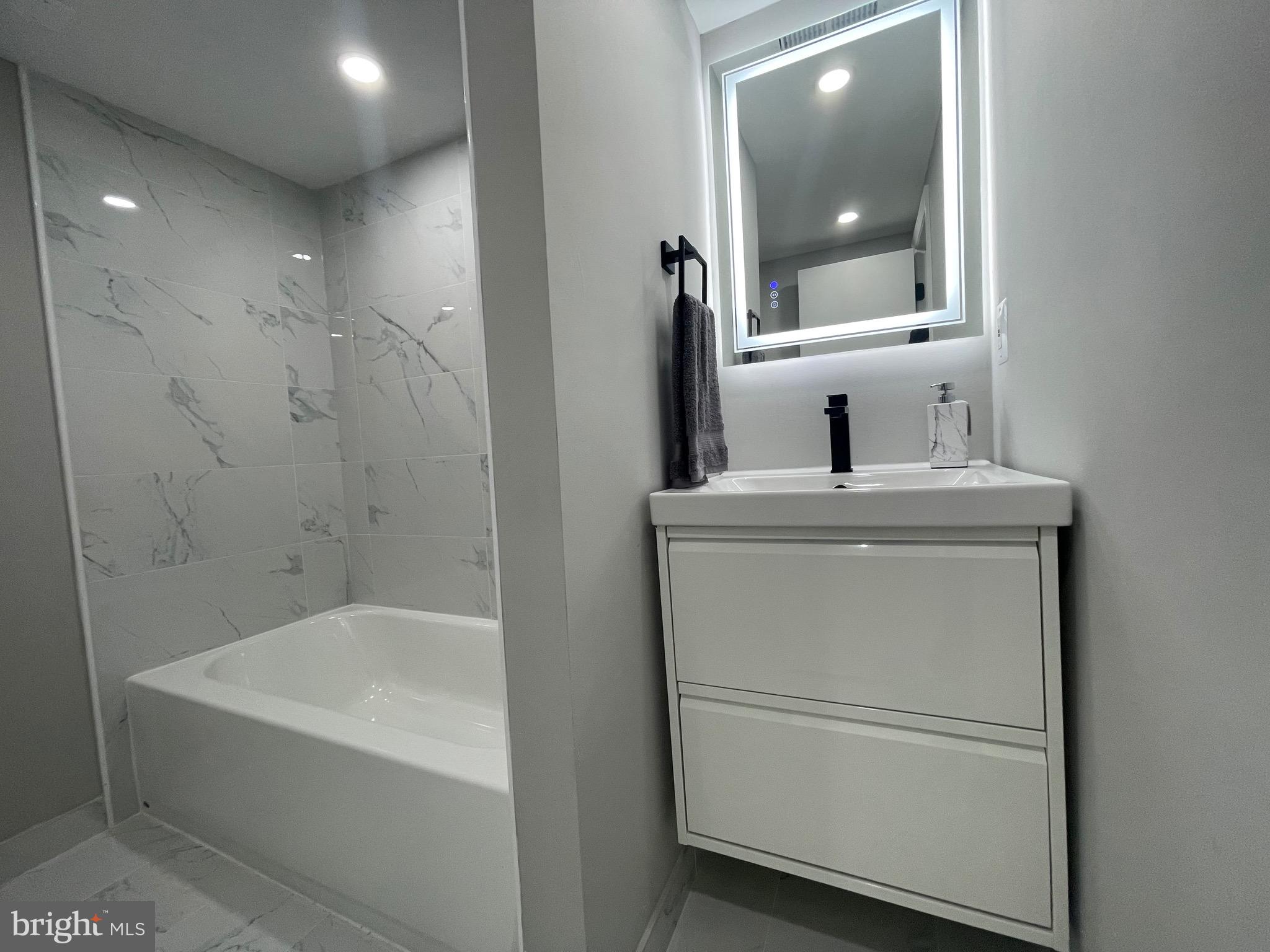 KINGS PARK - Residential