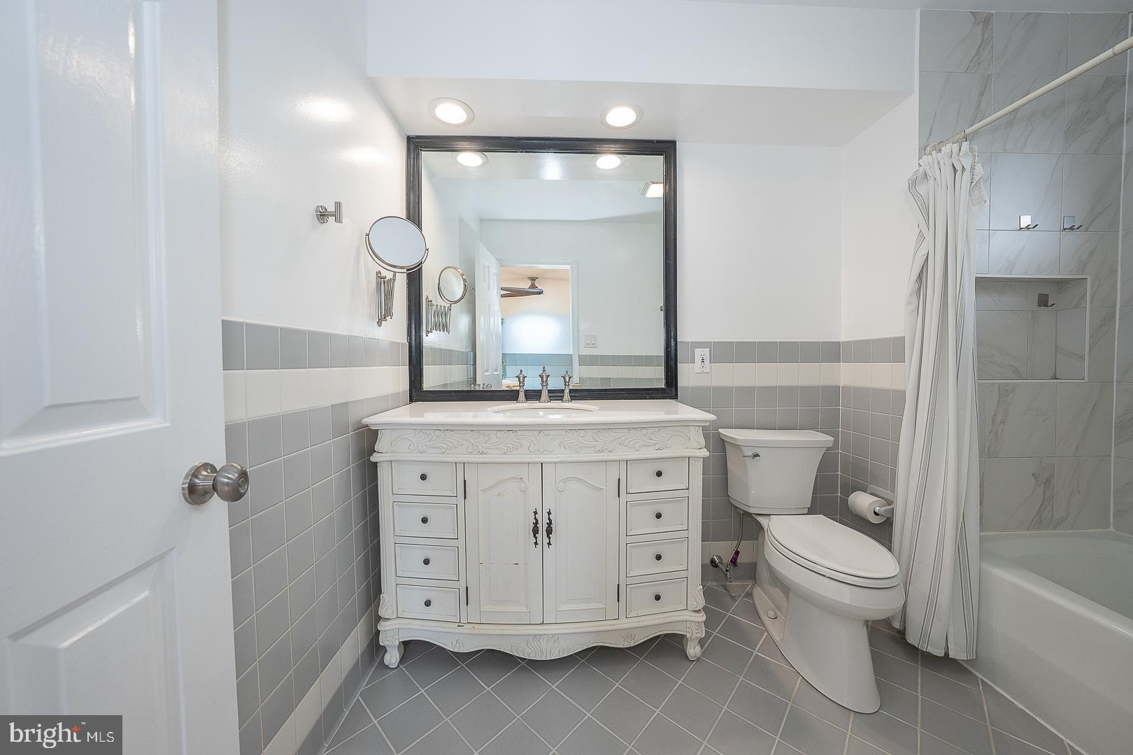 NARBERTH - Residential