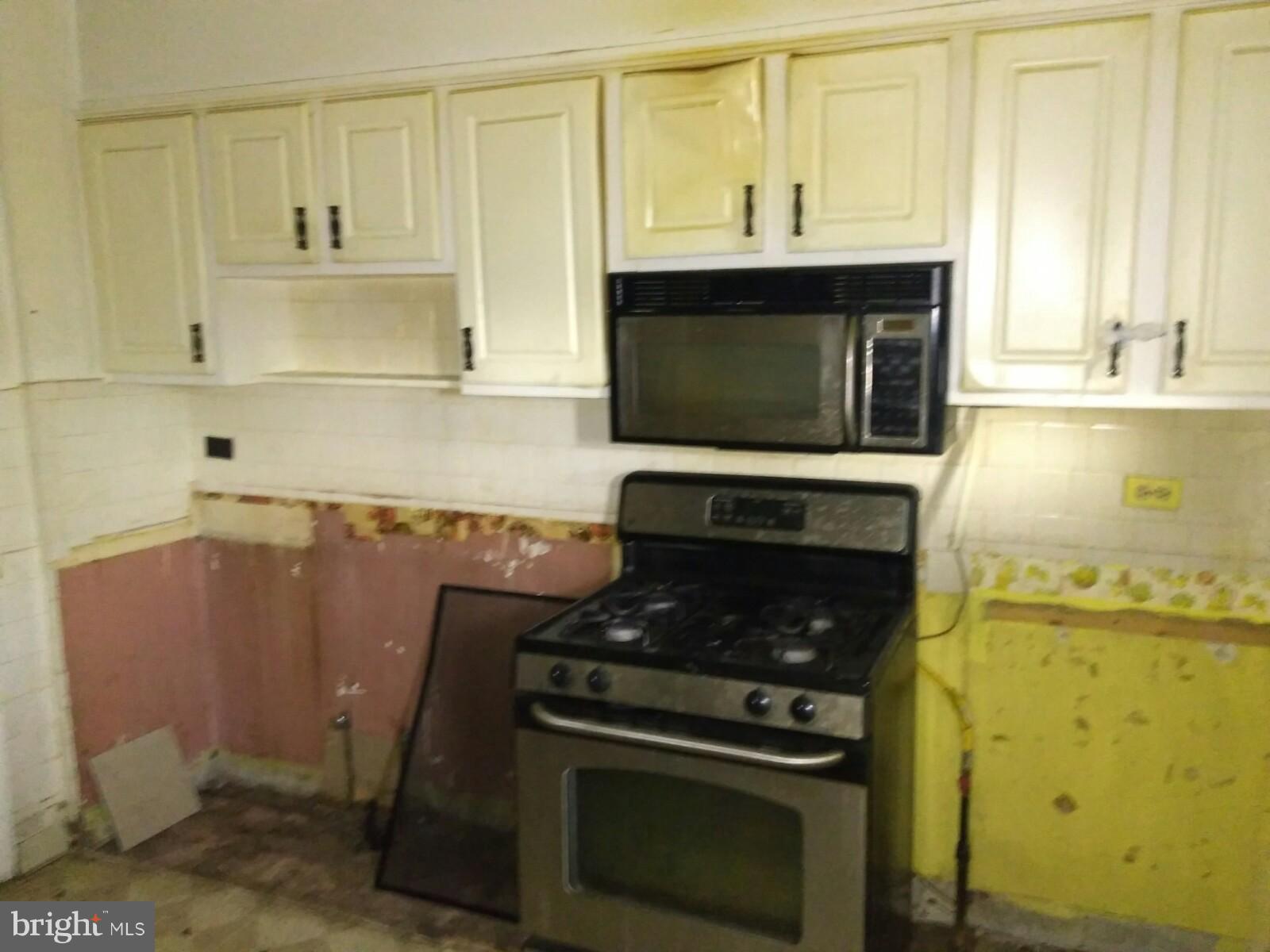 COLD SPRING NEWTOWN - Residential