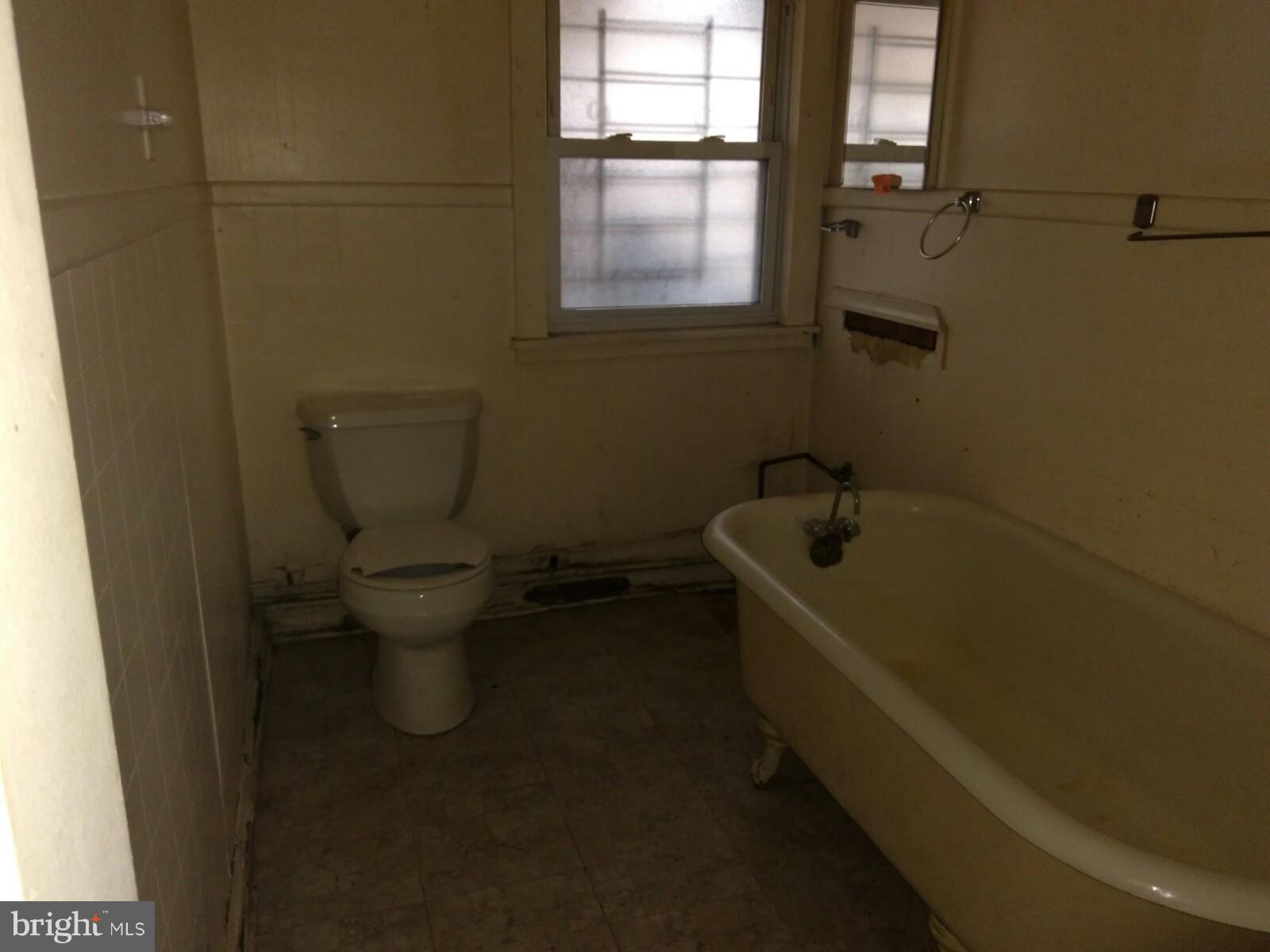 COLD SPRING NEWTOWN - Residential