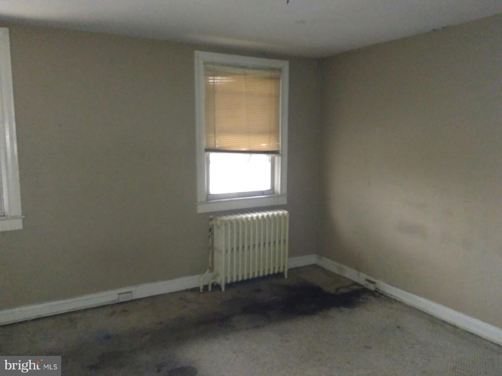 COLD SPRING NEWTOWN - Residential