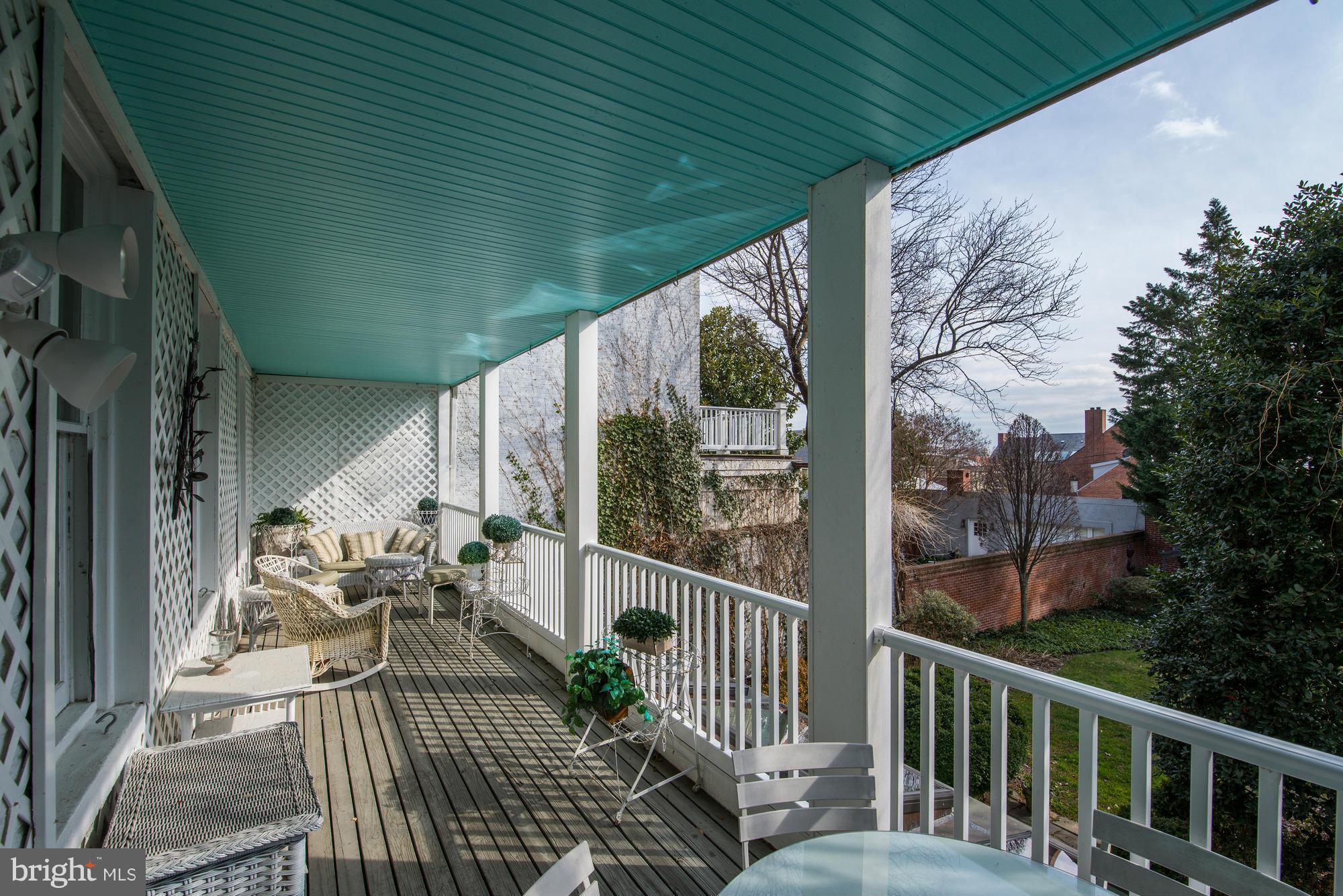 GEORGETOWN - Residential