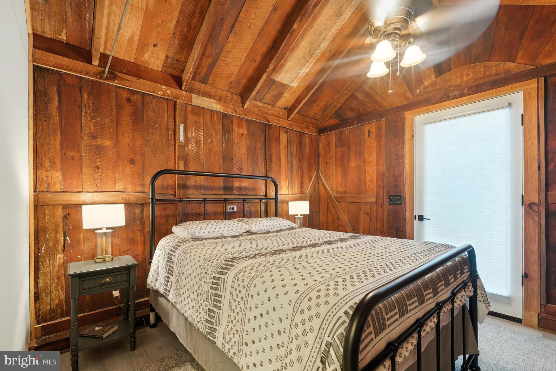 FERRY NECK - Residential