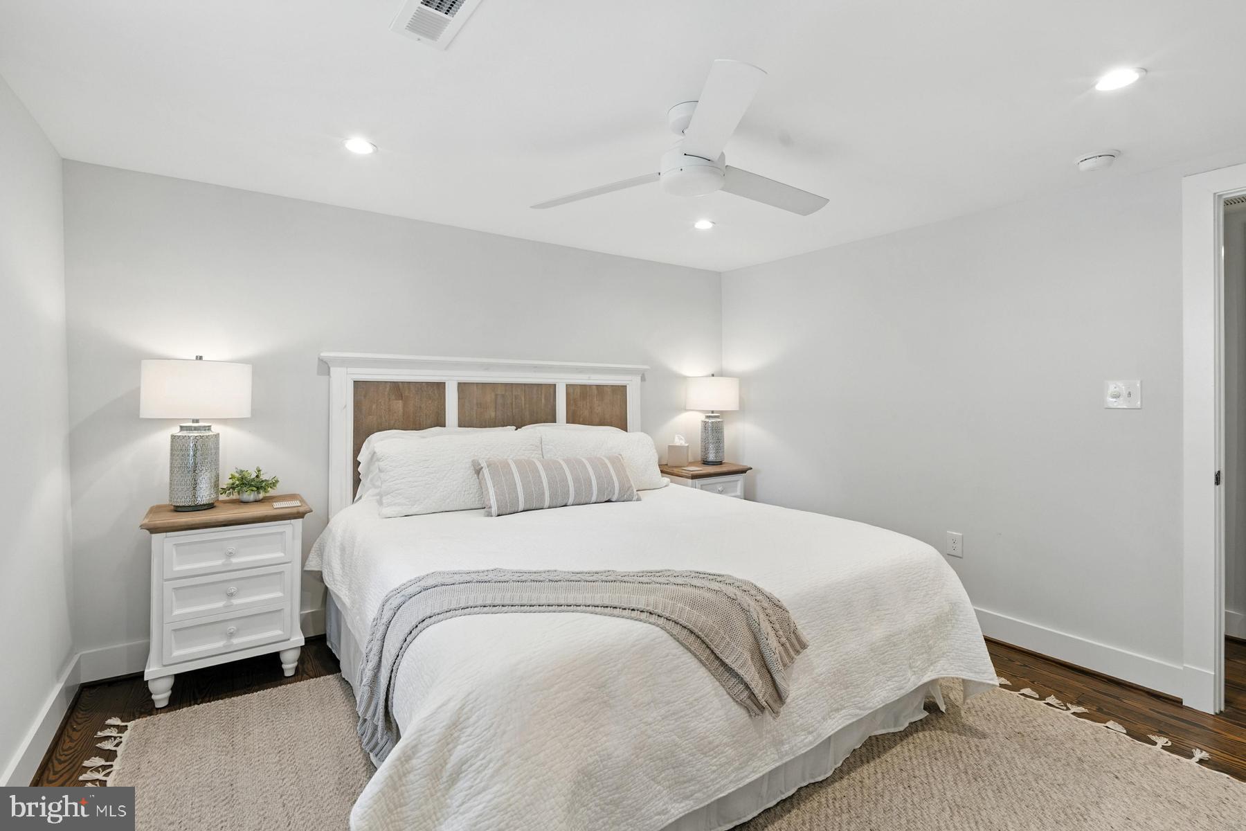 FERRY NECK - Residential