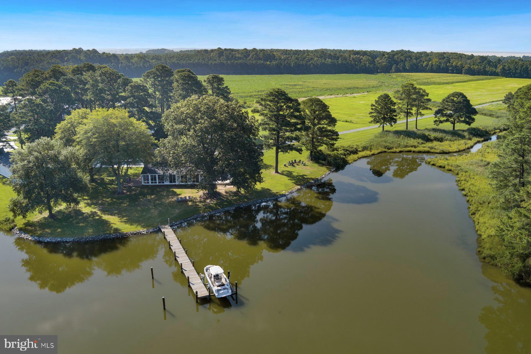 FERRY NECK - Residential