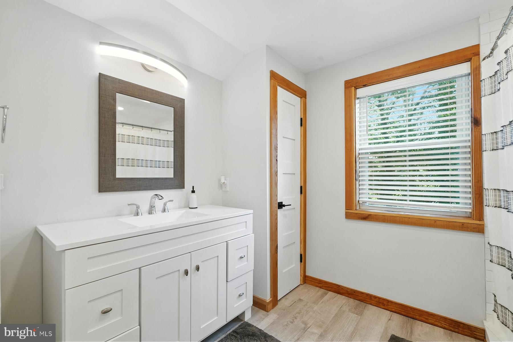 FERRY NECK - Residential