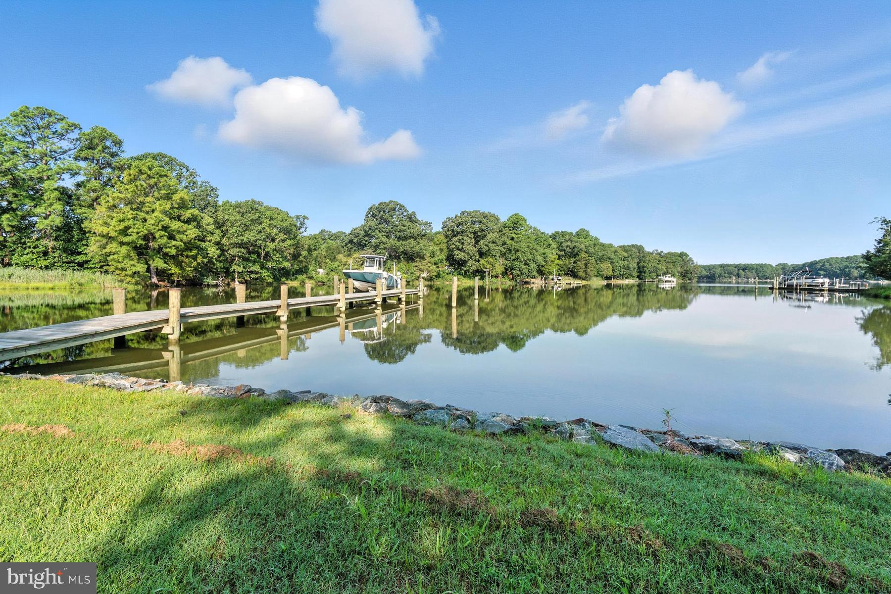 FERRY NECK - Residential