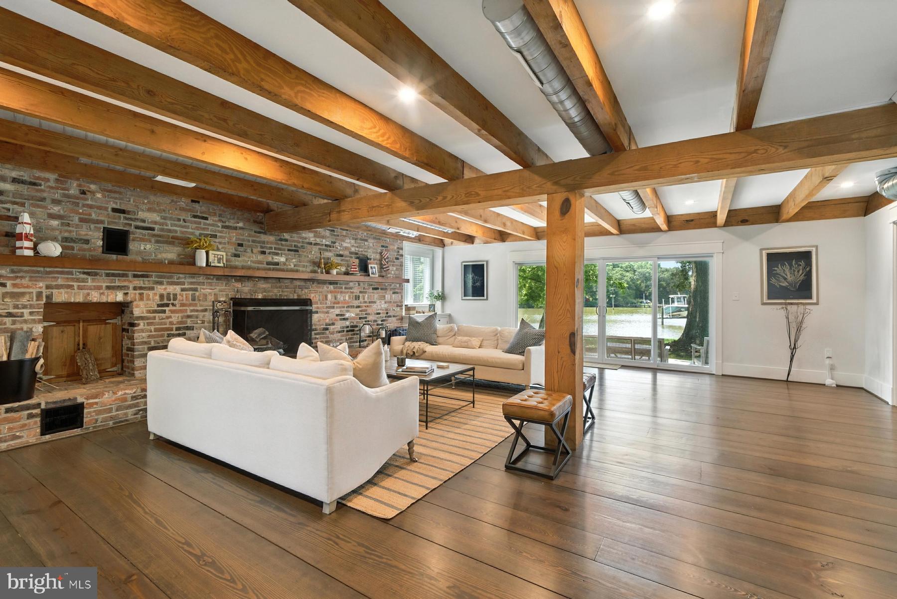 FERRY NECK - Residential