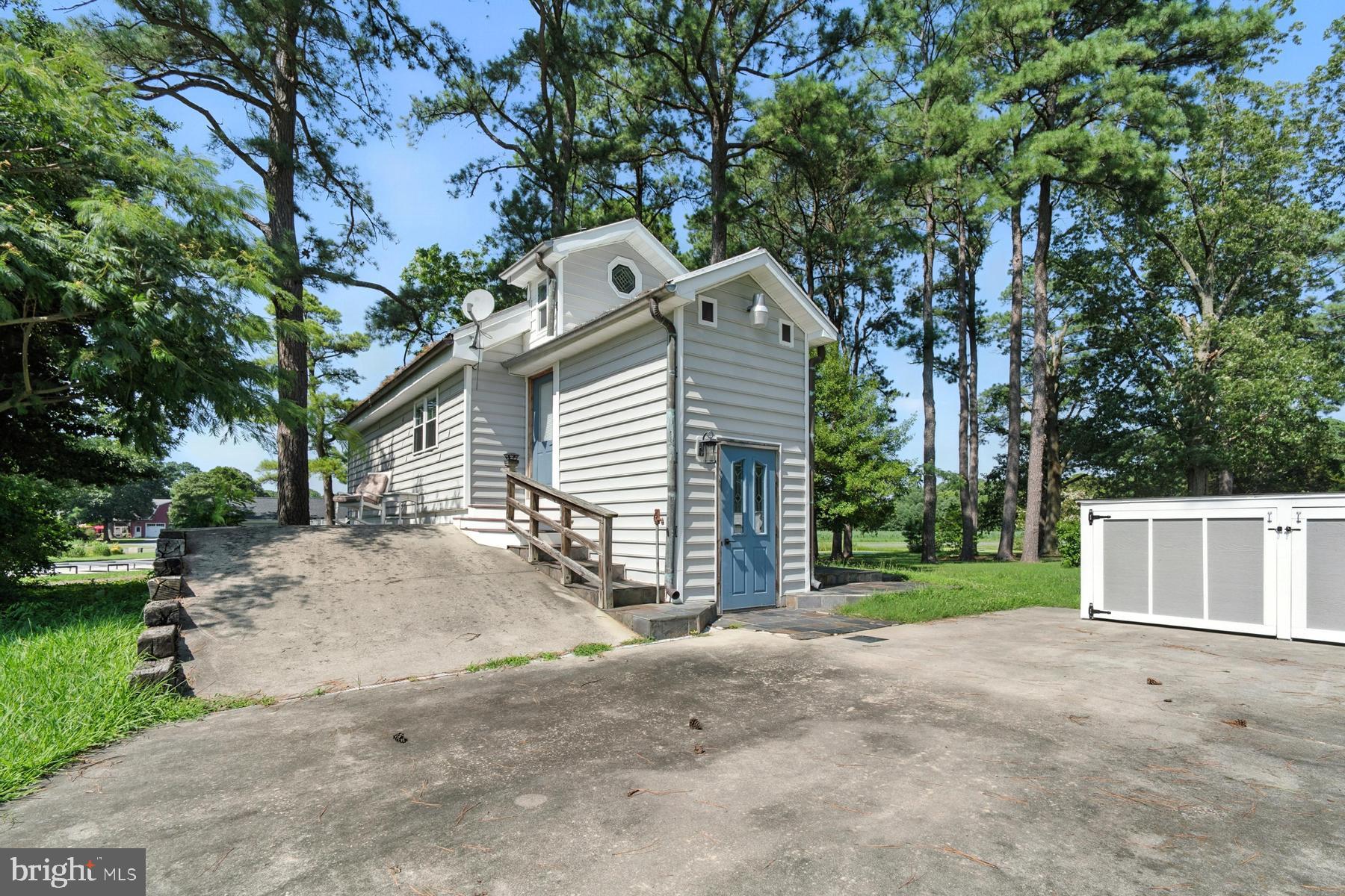 FERRY NECK - Residential