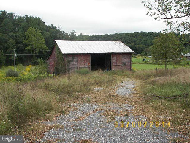 NONE - Farm