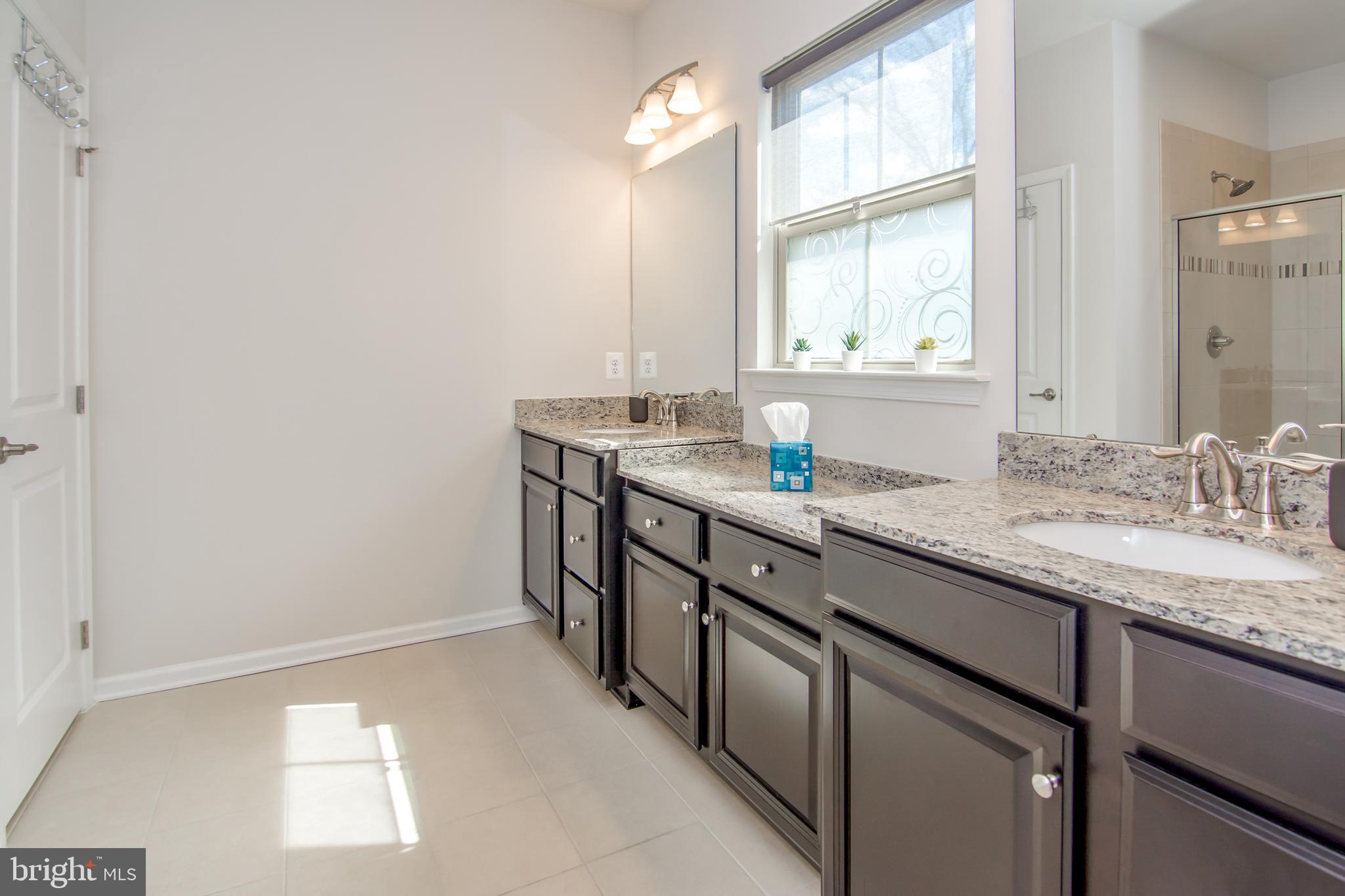 PONDVIEW - Residential Lease