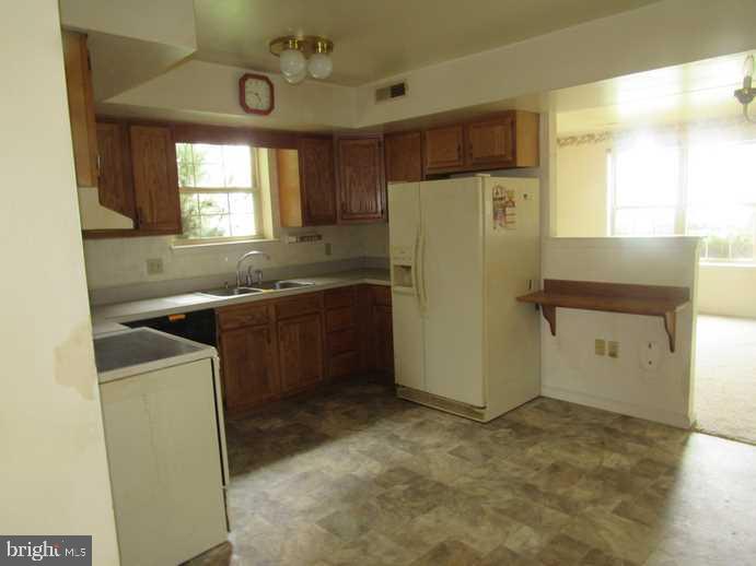 STONEBRIDGE CROSSING - Residential