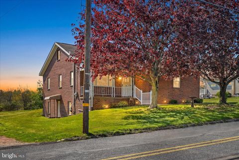 Photo of 305 S Good Spring Road, HEGINS, PA 17938 (MLS # PASK2026720)
