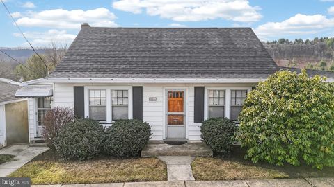 Homes For Sale - 230 W Howard Avenue<br/> COALDALE, PA 18218