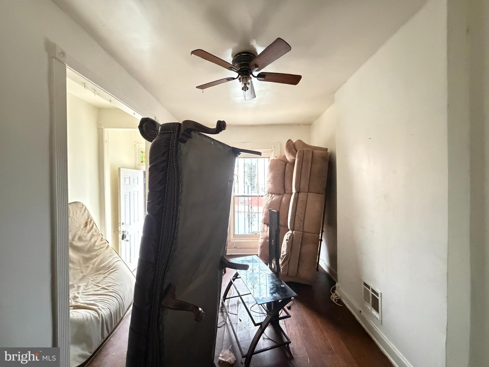 SHIPLEY HILL - Residential