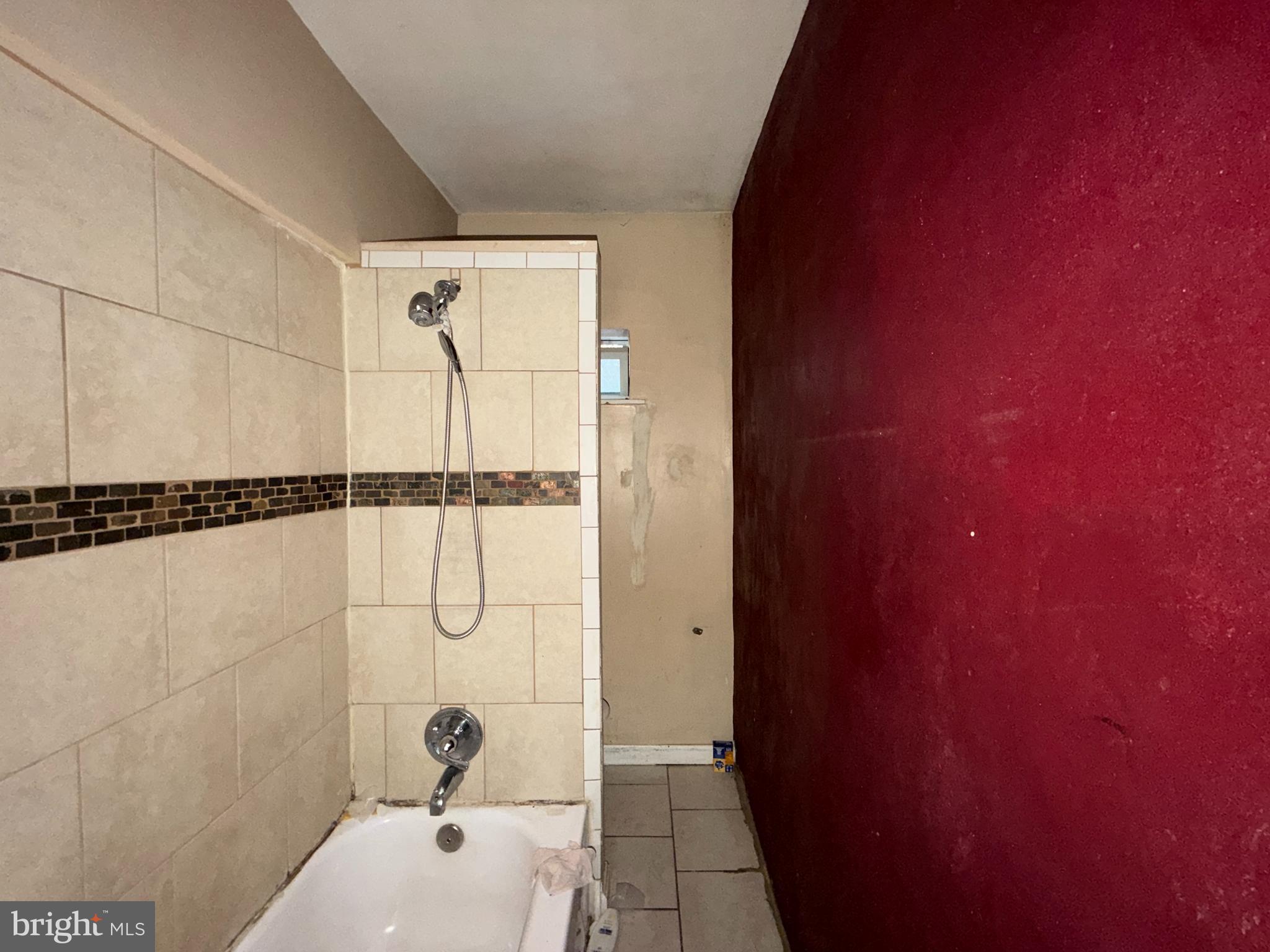 SHIPLEY HILL - Residential