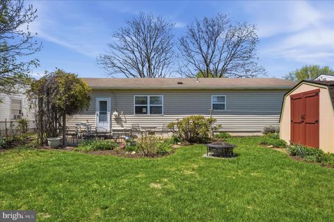 Tiny photo for 624 Butler Avenue, WINCHESTER, VA 22601 (MLS # VAWI2010386)