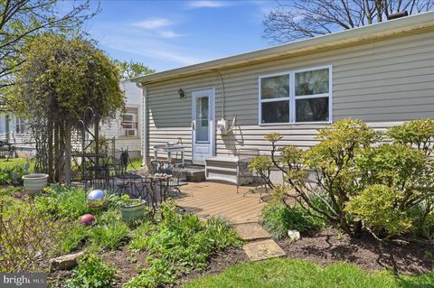 Tiny photo for 624 Butler Avenue, WINCHESTER, VA 22601 (MLS # VAWI2010386)