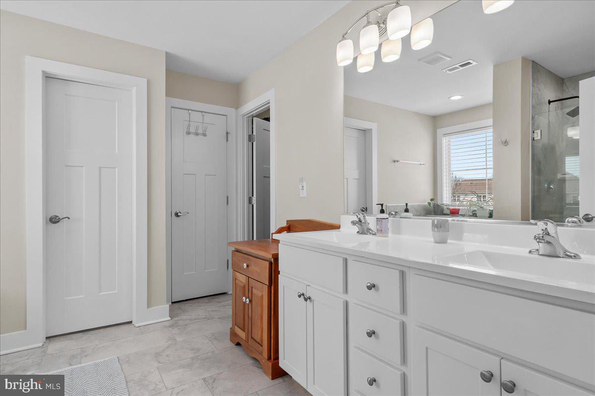 NORTH RIDGE - Residential