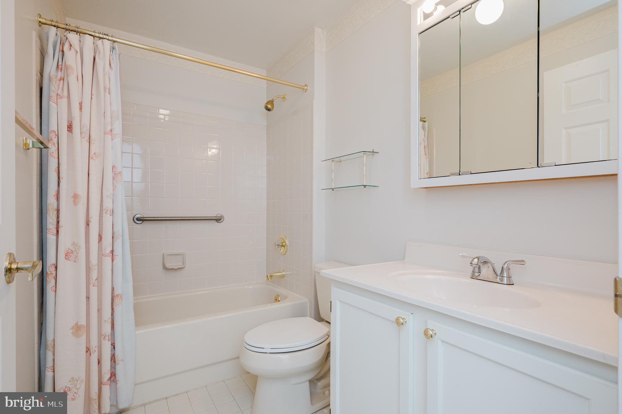 BROAD CREEK CONDO - Residential