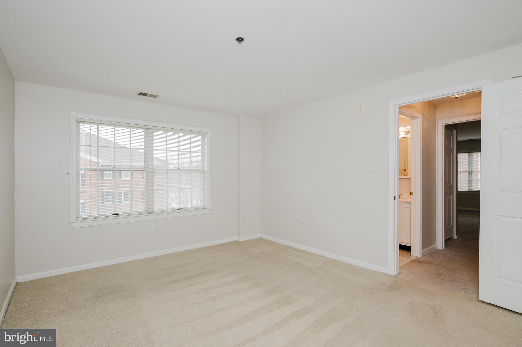 BROAD CREEK CONDO - Residential