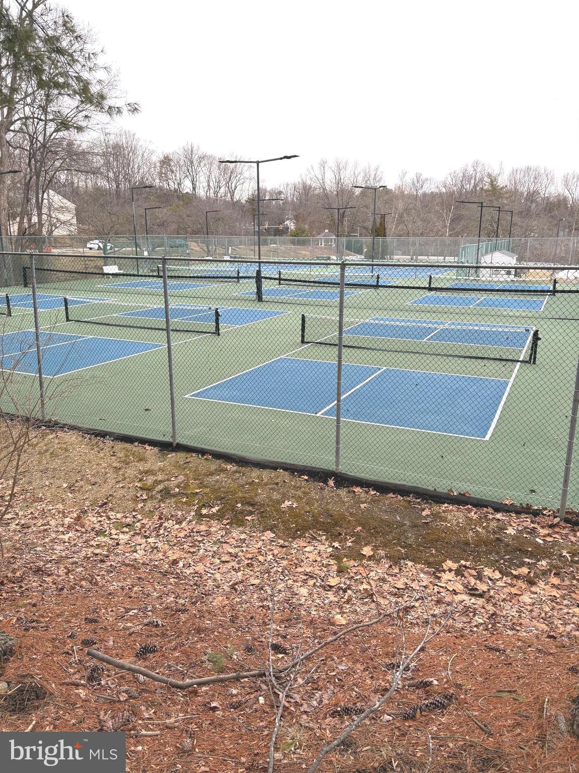 BROAD CREEK CONDO - Residential