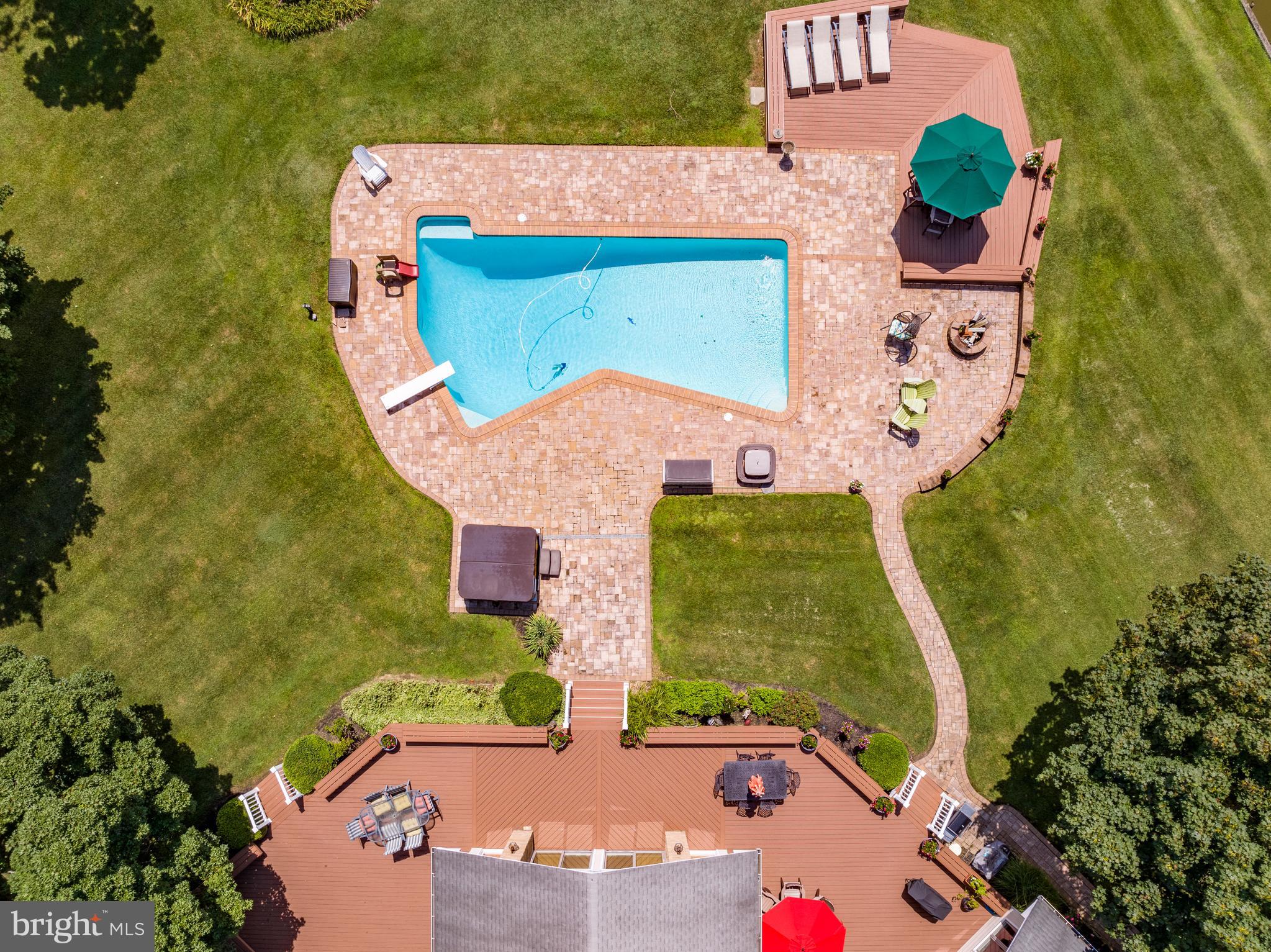 GOVERNOR GRASON MANOR - Residential