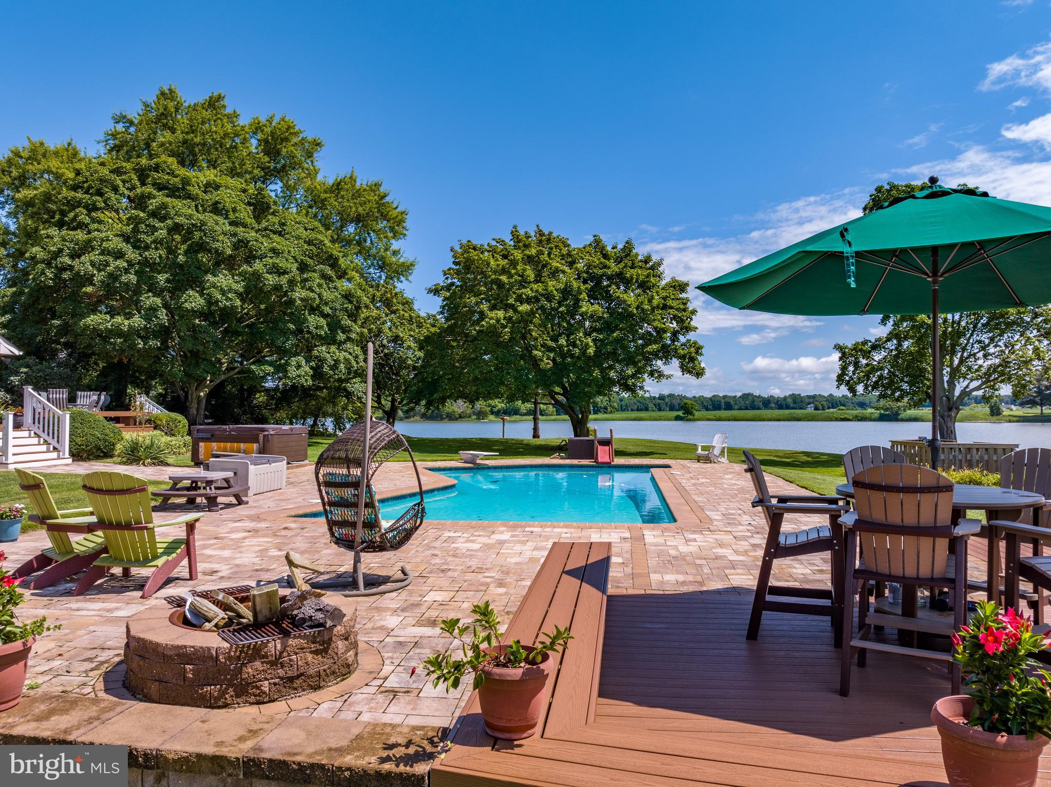 GOVERNOR GRASON MANOR - Residential