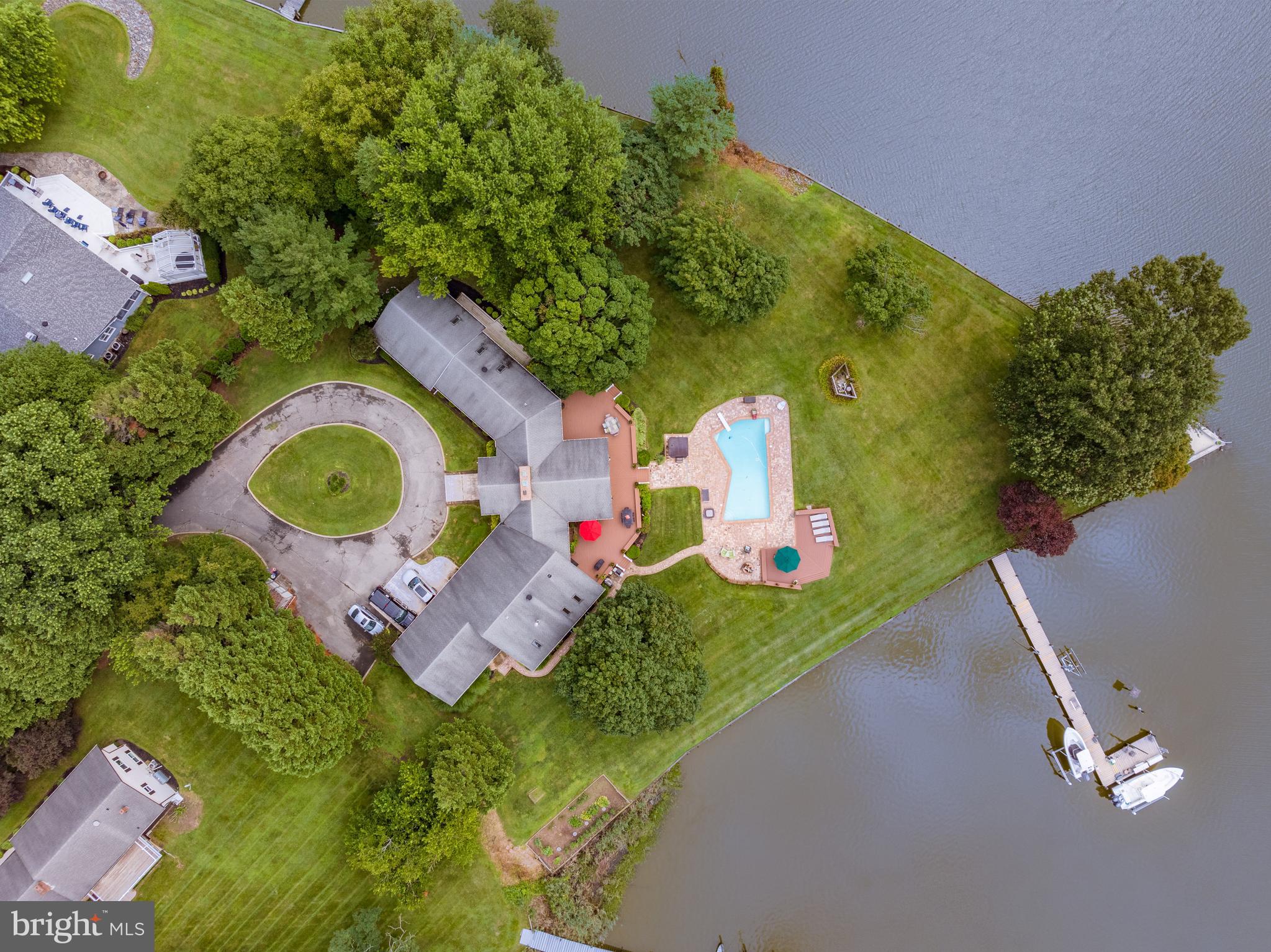 GOVERNOR GRASON MANOR - Residential