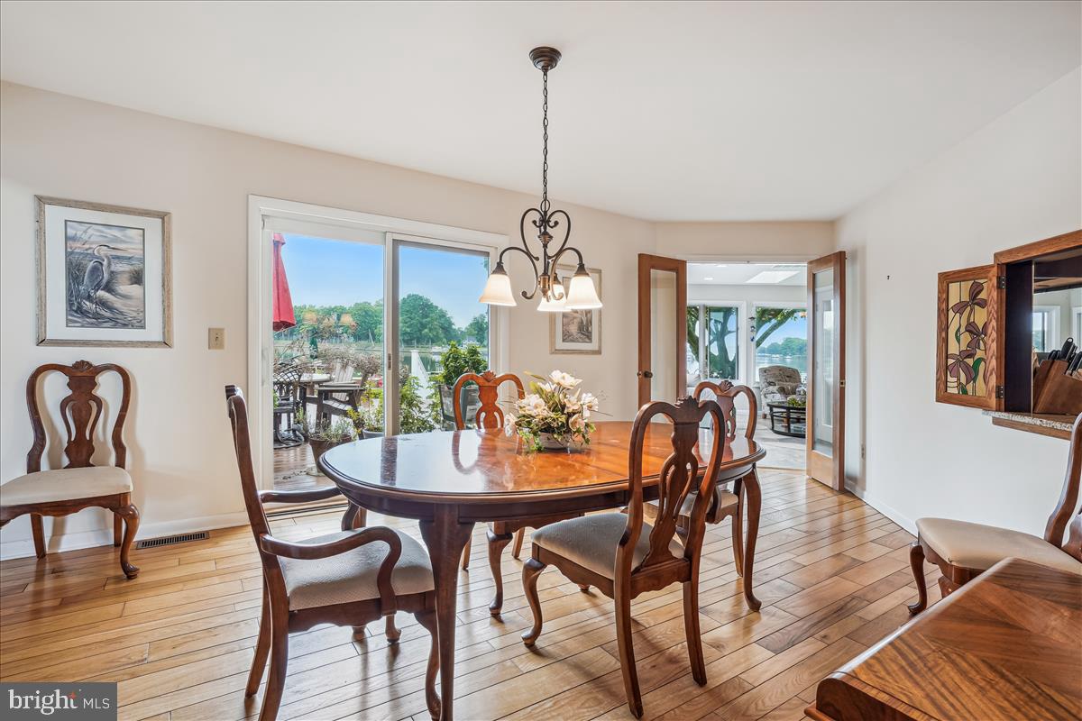 GOVERNOR GRASON MANOR - Residential