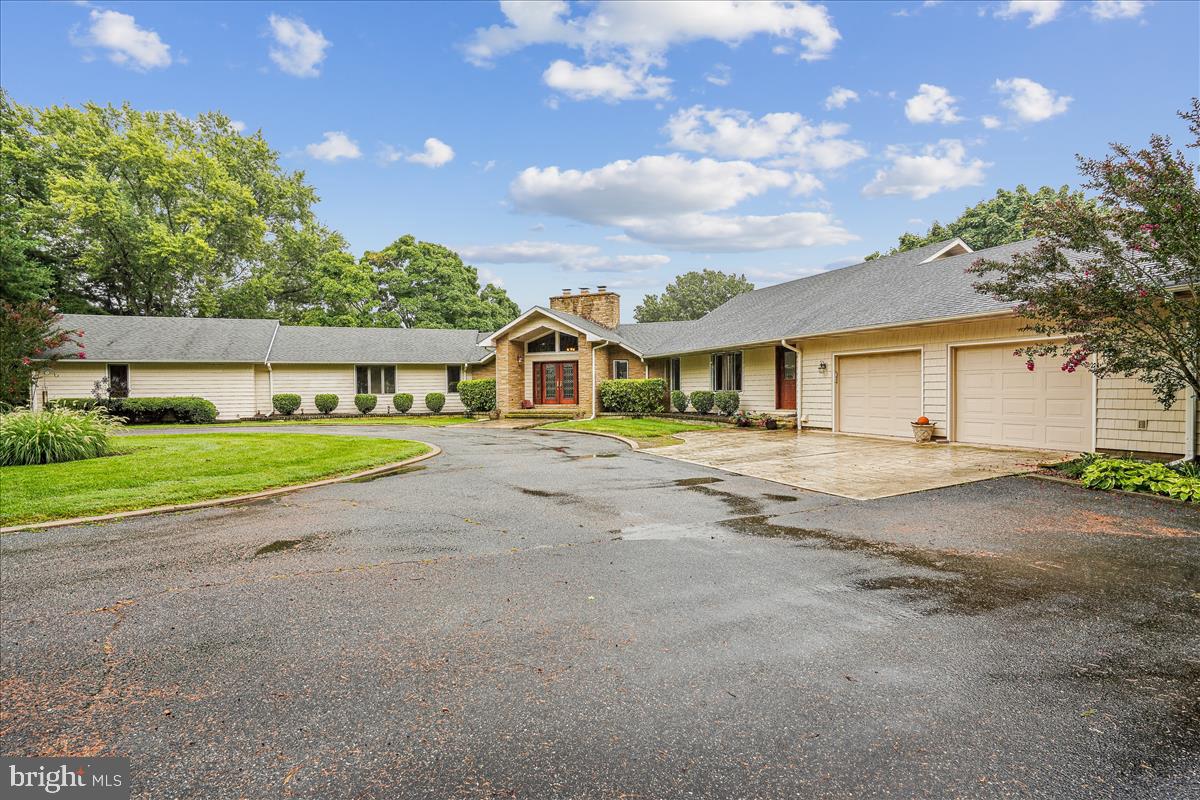 365 HEMSLEY DRIVE