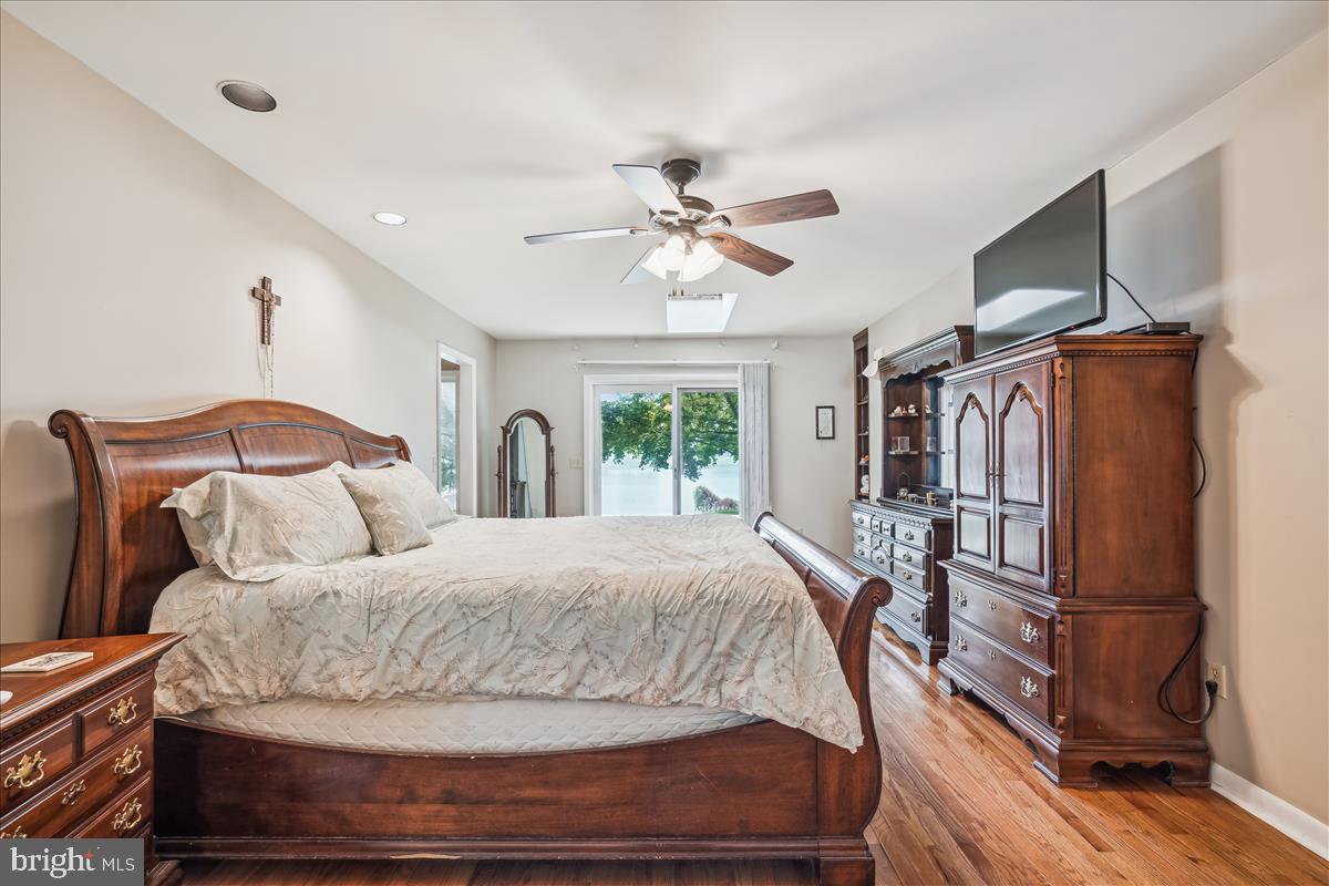 GOVERNOR GRASON MANOR - Residential